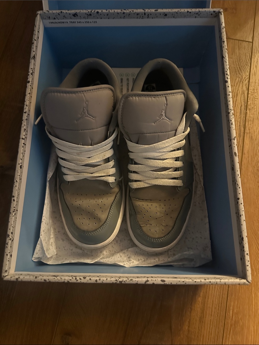 Jordan Men's Athletic Shoes Gray and White